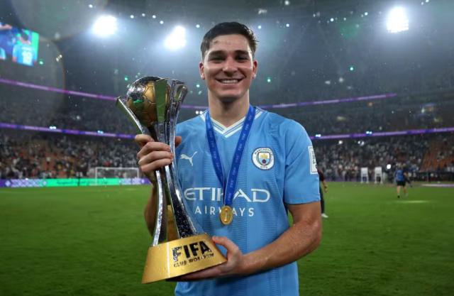 九游娱乐APP-2射1传 世俱杯决赛最佳 23岁14冠 阿尔瓦雷斯真牛