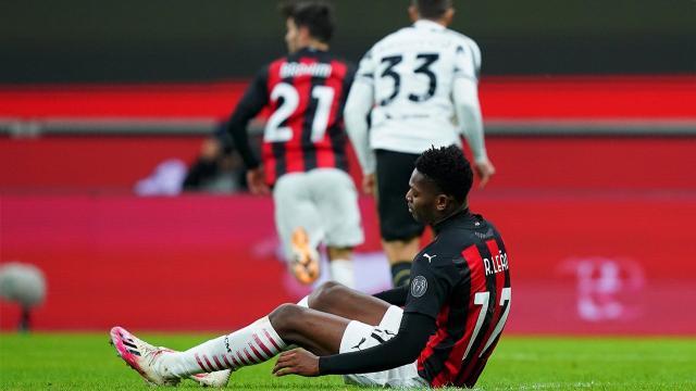 九游娱乐APP-破了？断了？还活着！残阵米兰技不如人却虽败犹荣！